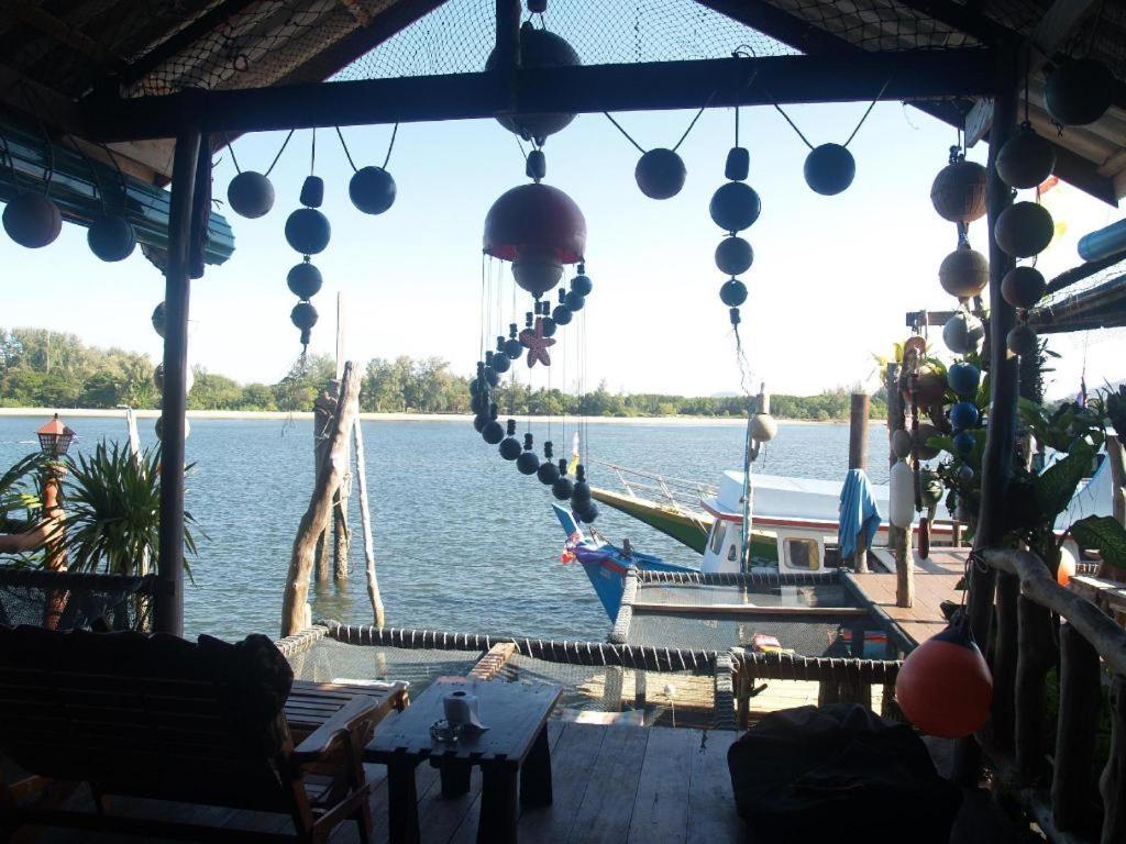 Ko Lanta 孔雀青年旅馆旅舍 外观 照片